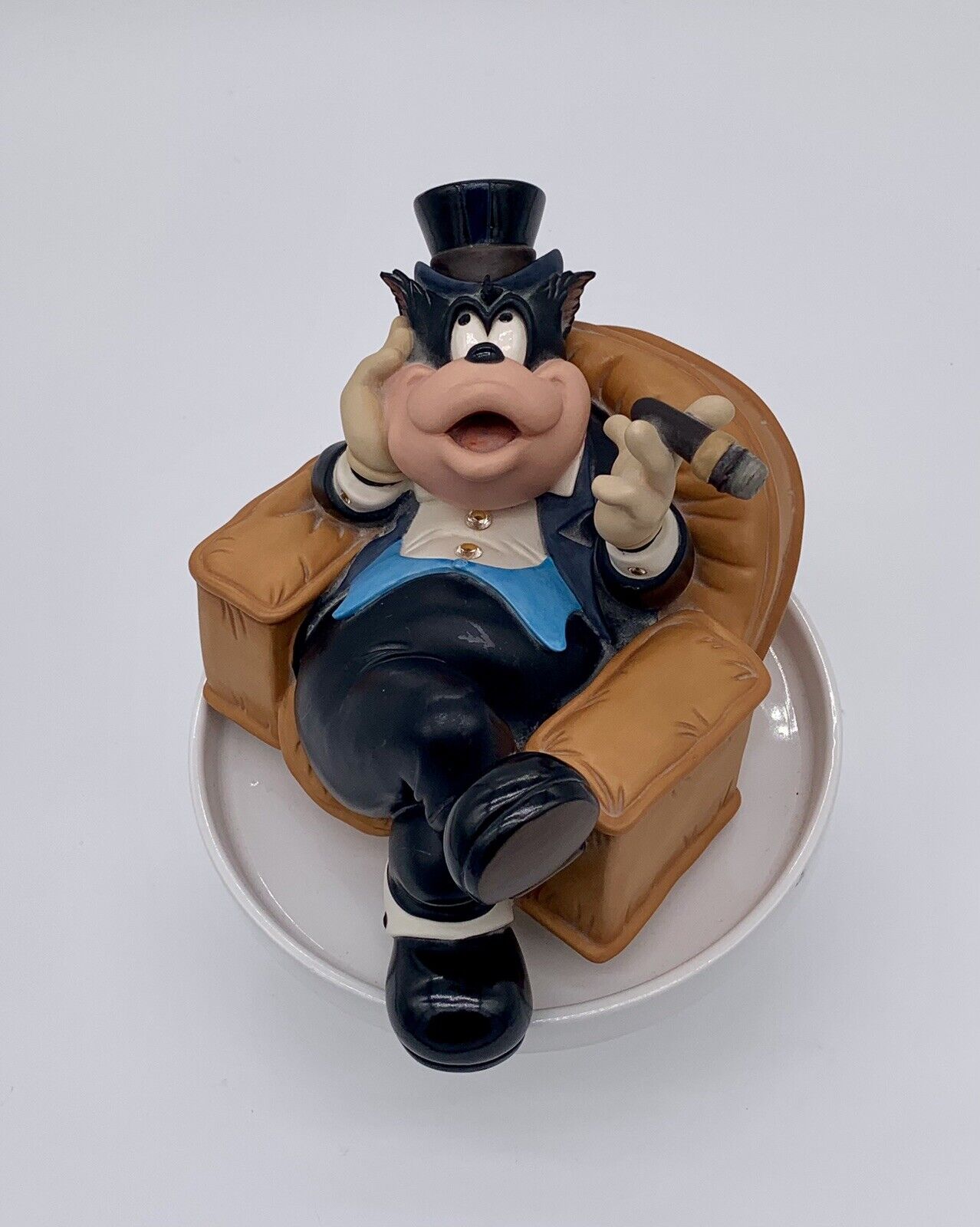 Retired WDCC Disney Limited Edition Symphony Hour Sylvester Macaroni