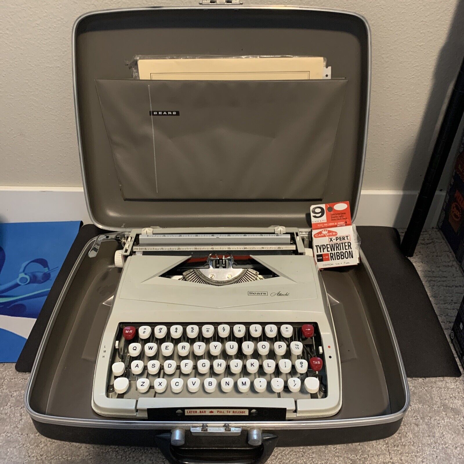 RARE Sears Attache Typewriter Working Charcoal w/ Manual & Briefcase  871-2200