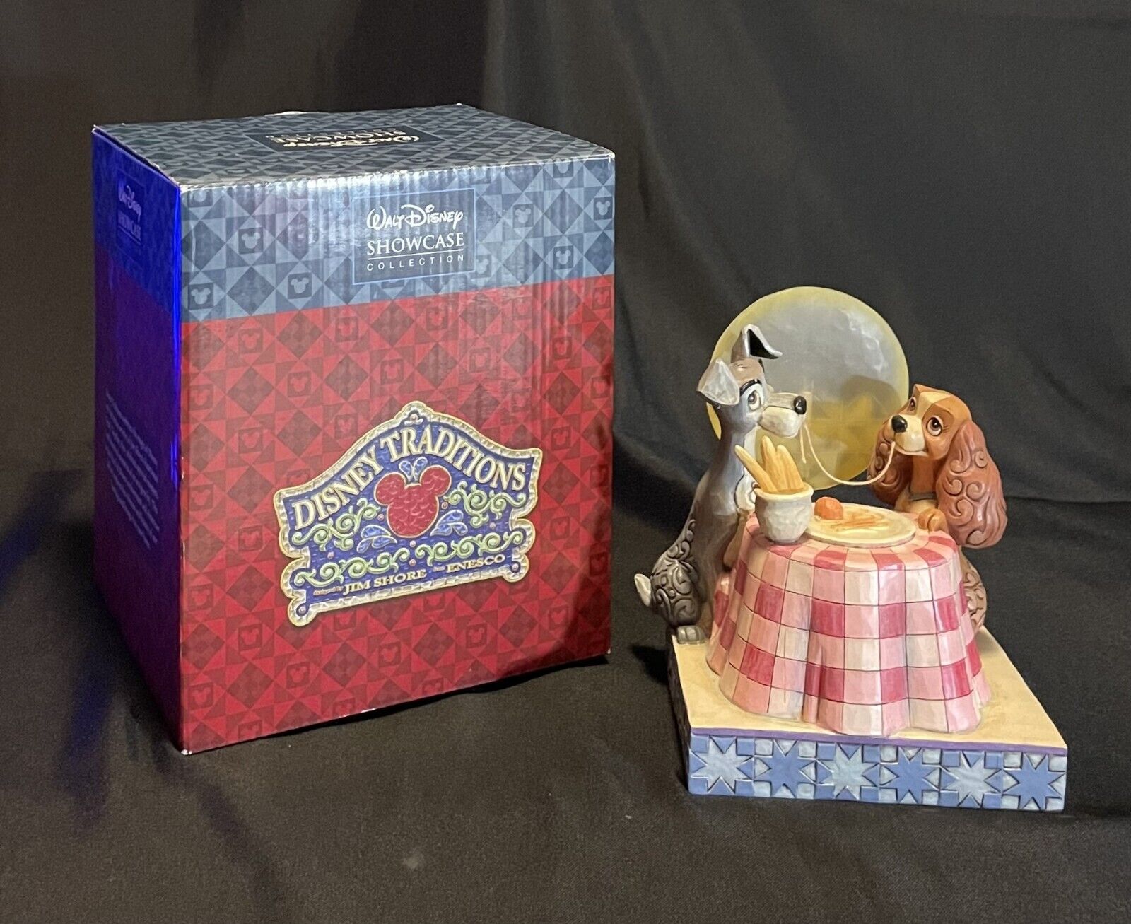 Disney Traditions Showcase A Moonlit Romance Lady and the Tramp BOXED 2009