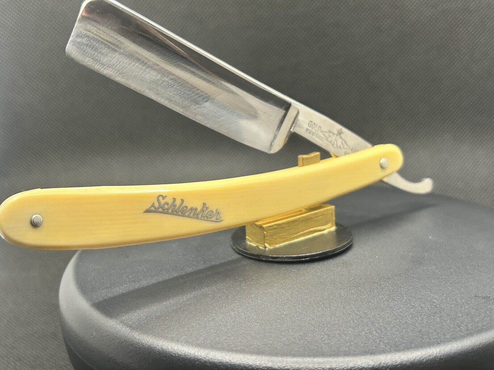 antique straight razor shave ready,” EKS Shlenker, Gold-Krone”