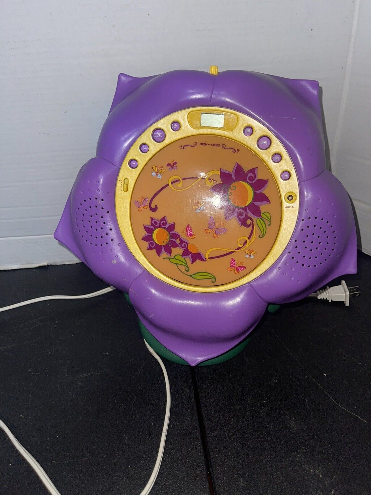 2009 Disney Fairies Tinker Bell & Friends Purple Flower CD Boombox WORKS