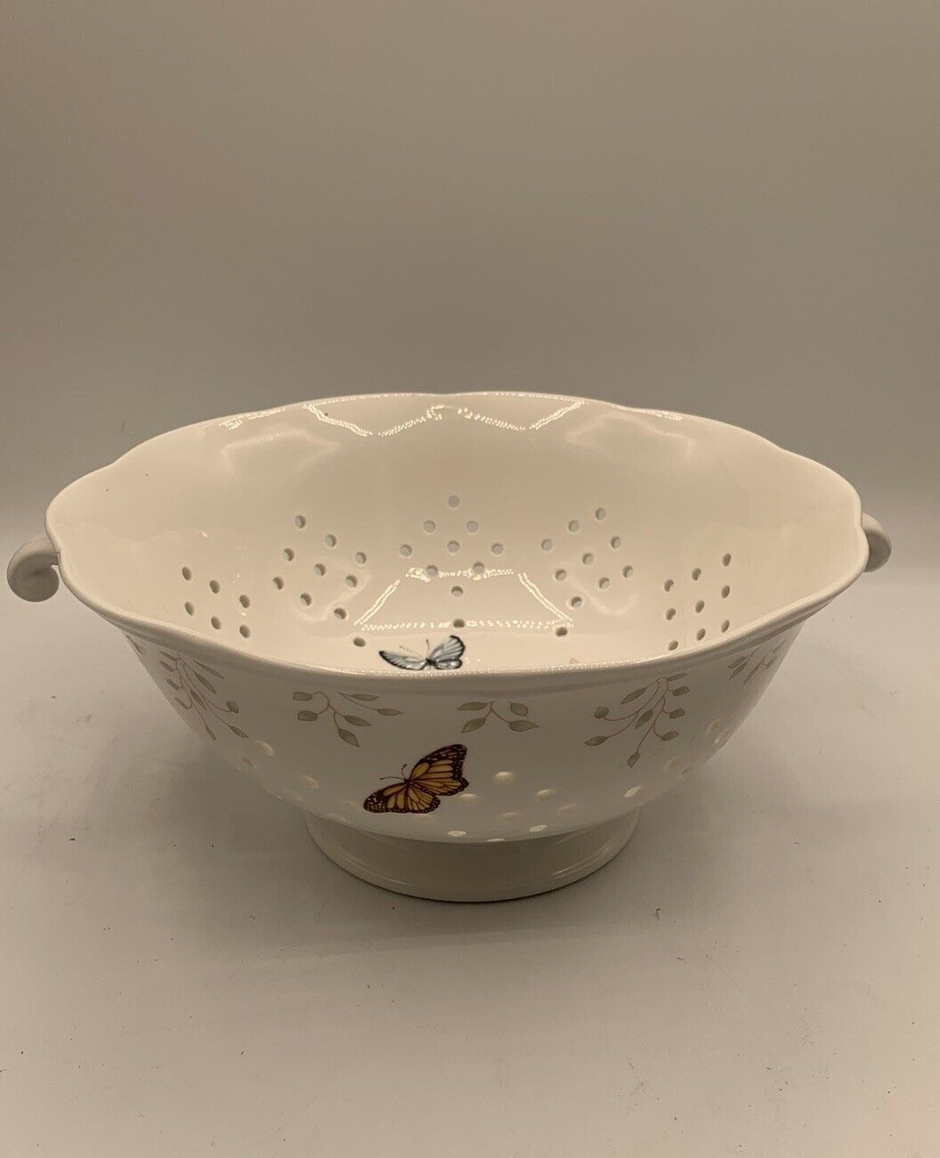 Lenox BUTTERFLY MEADOW Collander  Strainer Louise Le Luyer