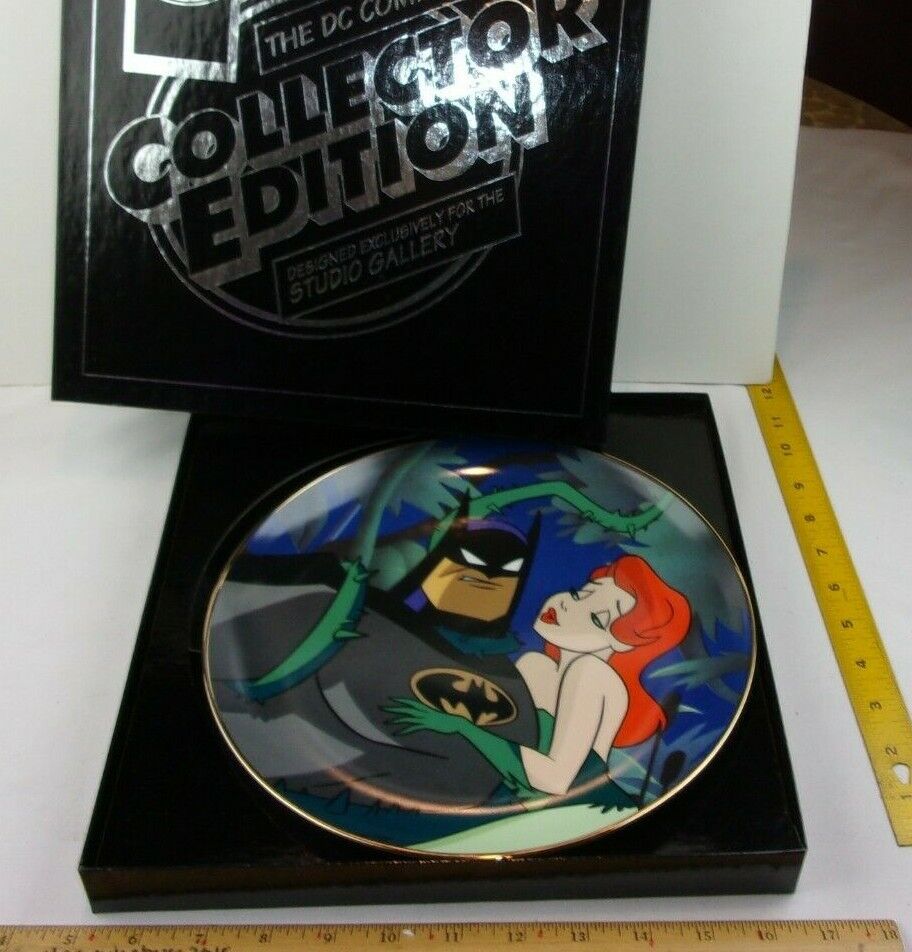 Batman Animated Poison Ivy LE WBSS plate MIB Warner Brothers Studio Store