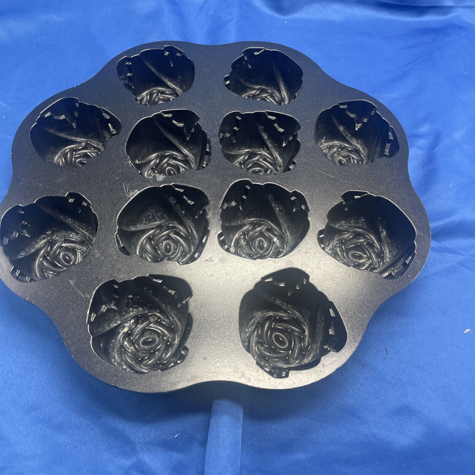 Nordic Ware Valentine Sweetheart Roses Cake Pan with a dozen roses