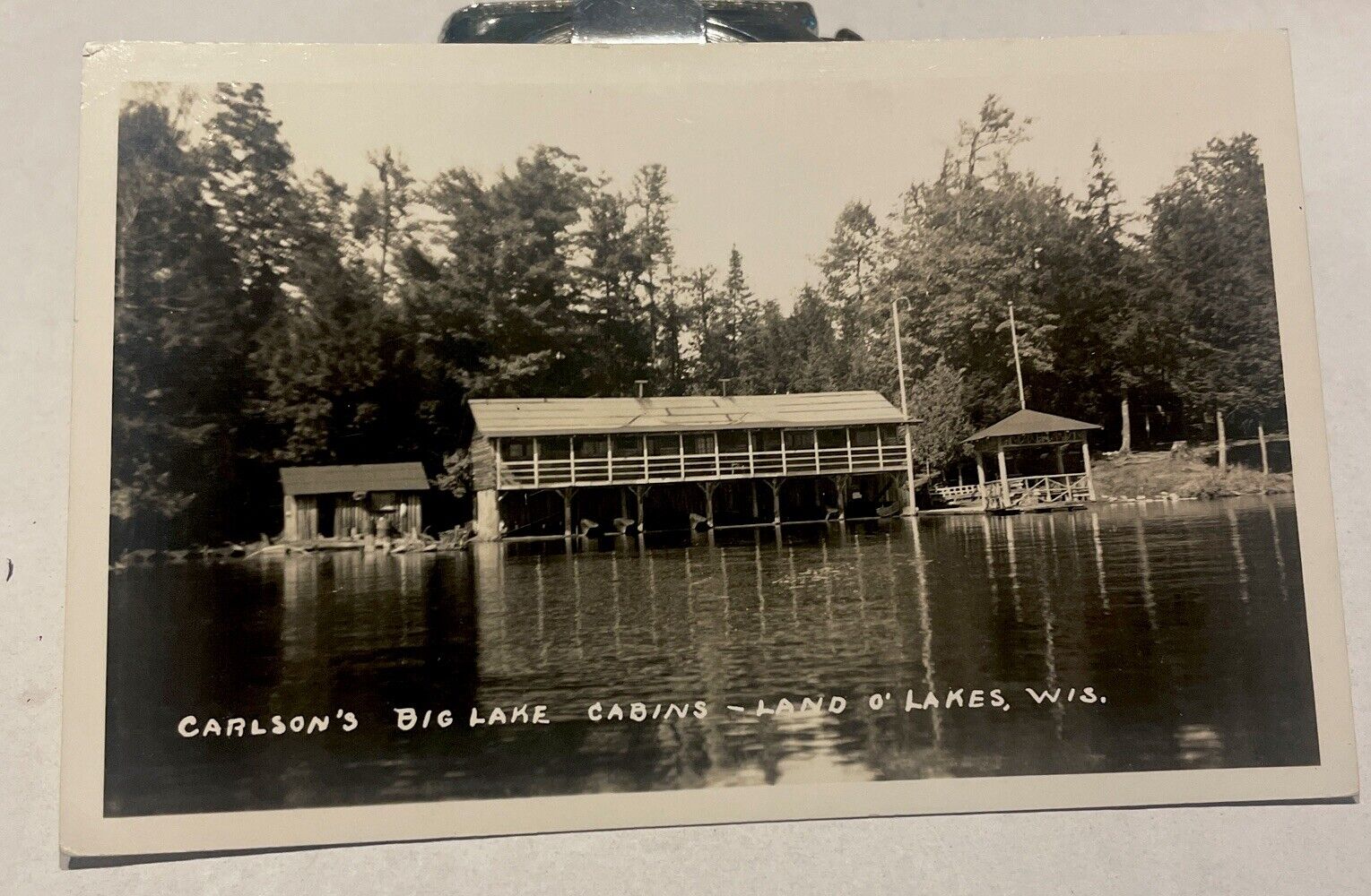 EARLY Posrcard   LAND O' LAKES WISCONSIN RPPC Carlson’s Big Lake Cabins unused