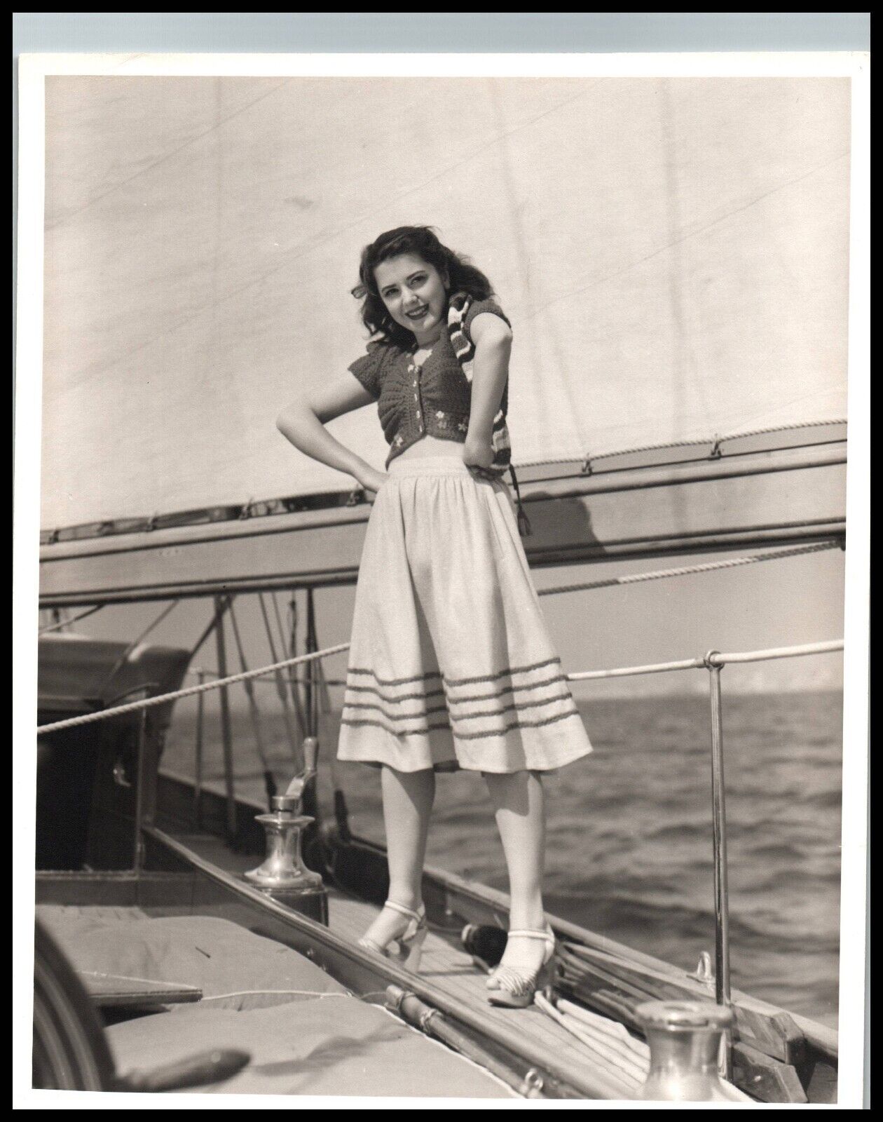 HOLLYWOOD BEAUTY ANN RUTHERFORD STYLISH POSE 1940s STUNNING PORTRAIT Photo 701
