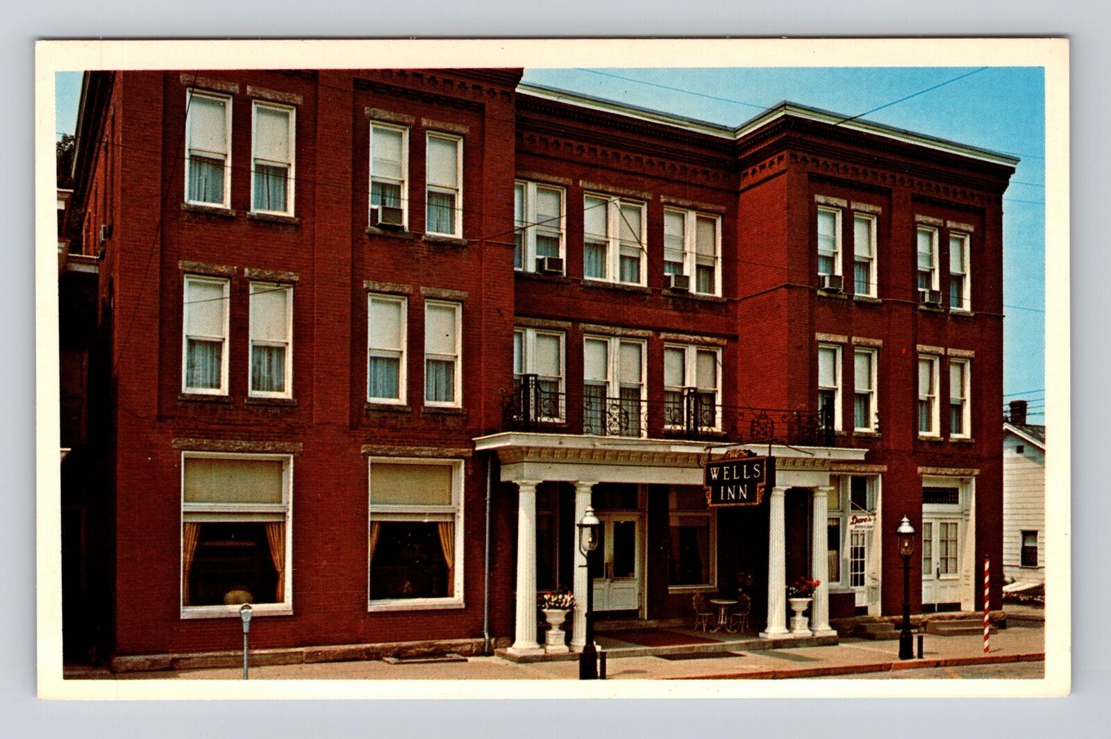 Sisterville WV-West Virginia, The Wells Inn, Advertisement, Vintage Postcard