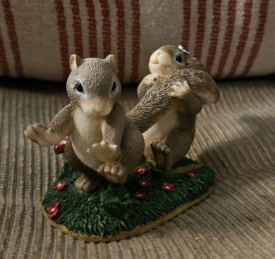 Fitz & Floyd Charming Tails You Can't Run From Love Squirrel Figurine 84/104