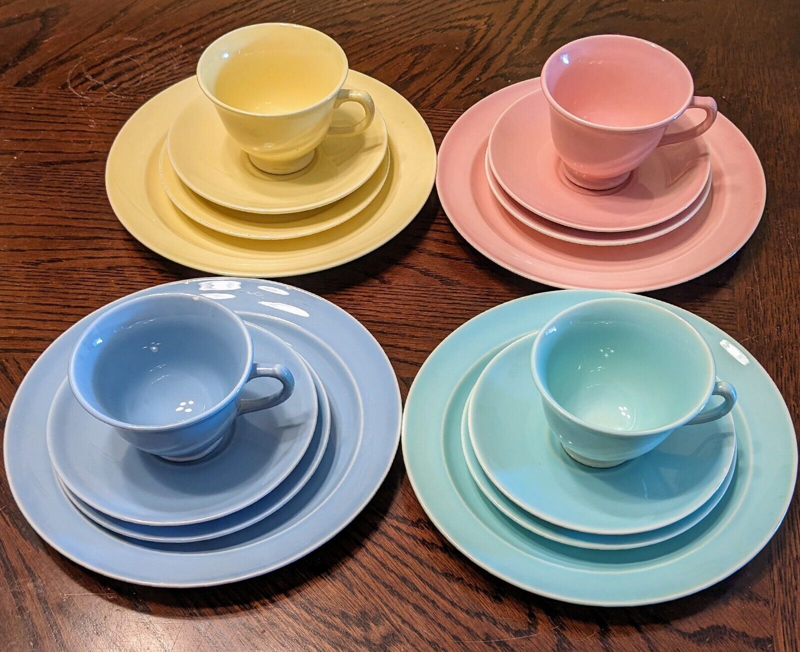 Vintage 1950's TS&T Luray Dinnerware Set Pastel Plates Cups Saucers 16-Piece
