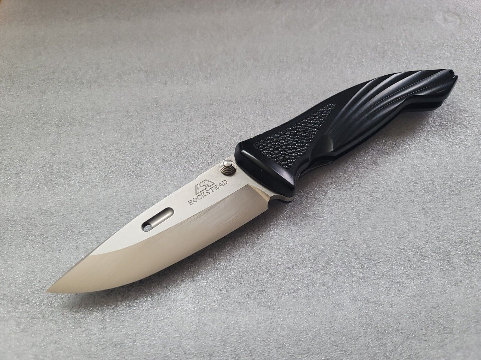 Rockstead Knives SHIN, VG-10 Clad/ZDP-189 Core San Mai, Rayskin , Unregistered