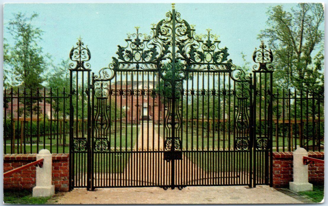 Postcard - Tryon Palace Restoration - New Bern, North Carolina