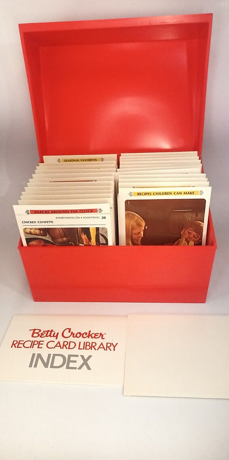  Betty Crocker Recipe Card Library Index Box 1971 Instructions Set  Extra Cards 