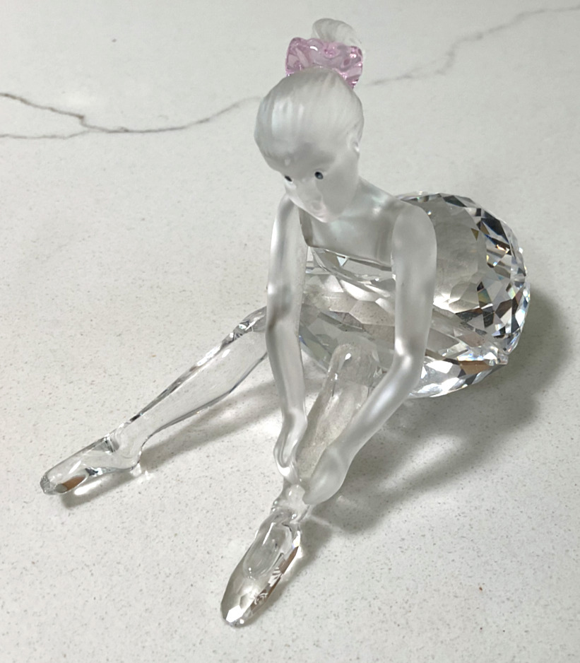 Signed Swarovski Crystal 254960 Sitting Ballerina Dancer Figurine