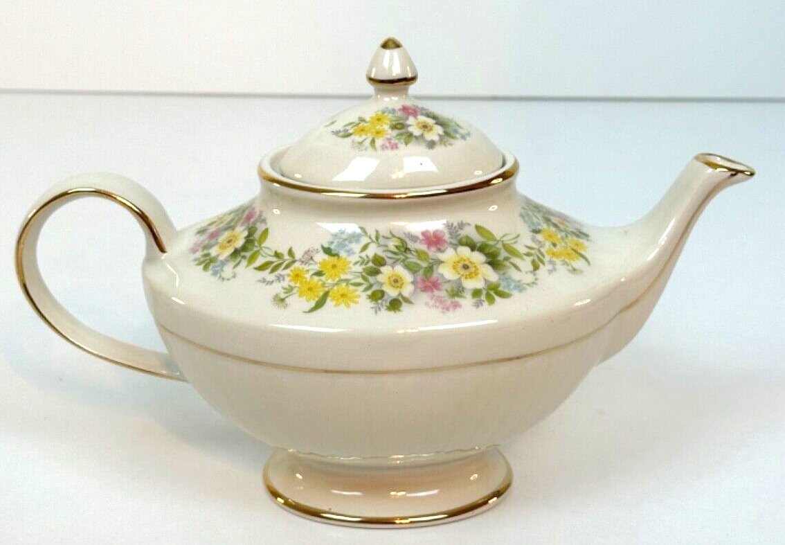 Arthur Wood Teapot 6067 with Flower Design with Gold Detailing Made in England