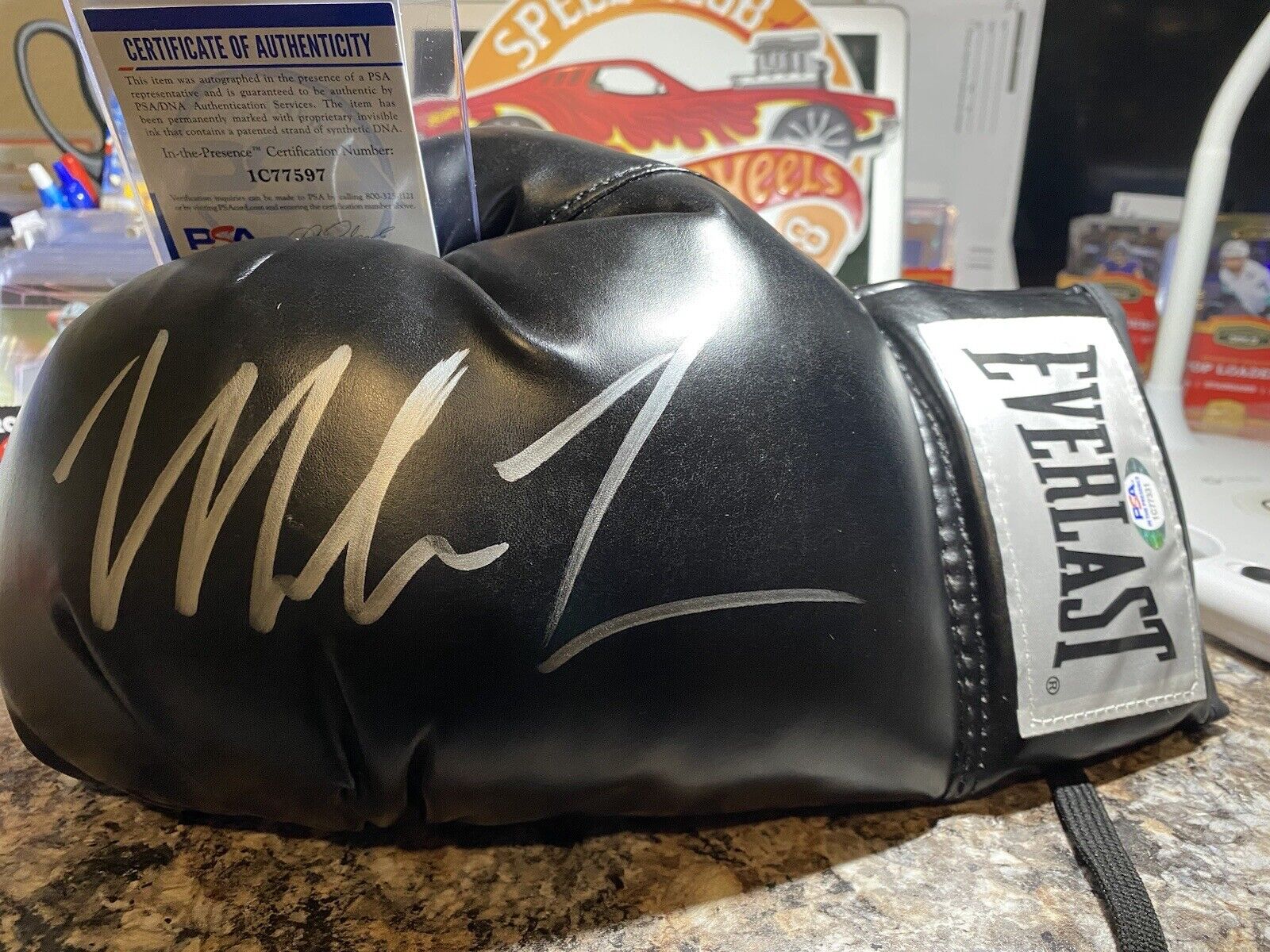 Boxing Glove (L) Mike Tyson Signed Black Everlast AUTO PSA COA