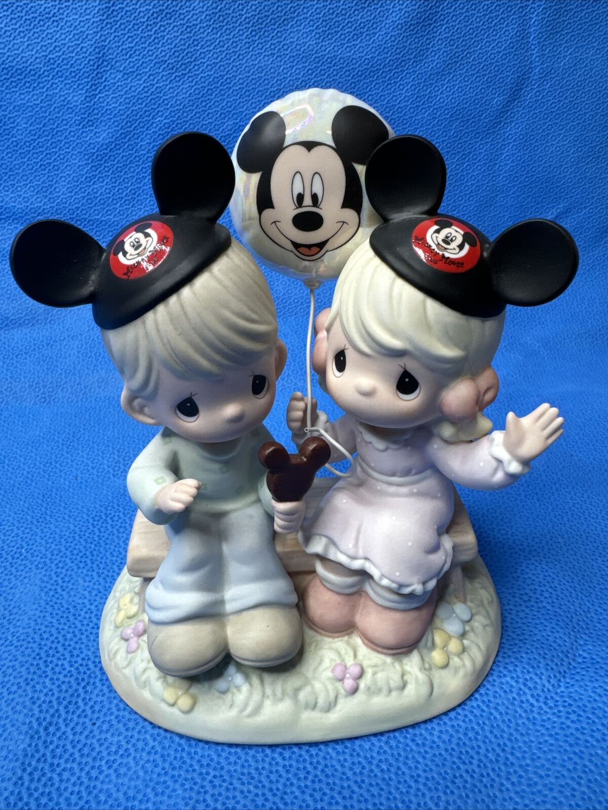 Walt Disney Precious Moments Happiness is Best Shared Together #4004156 