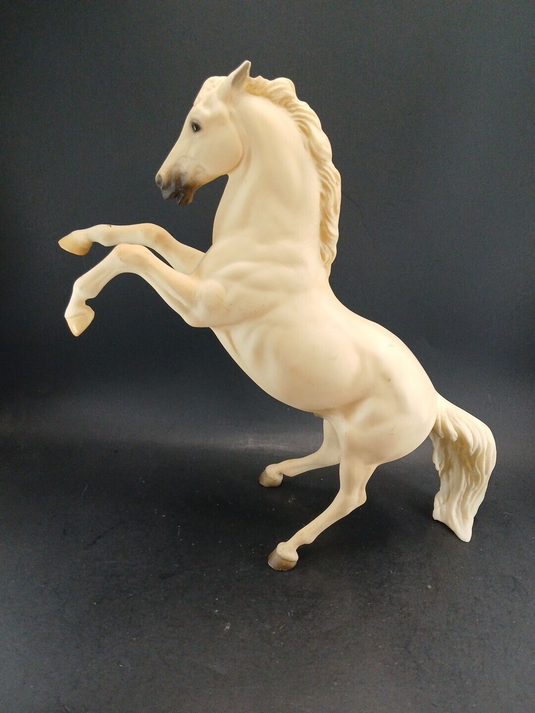 Breyer Horse Vintage Fighting Stallion 