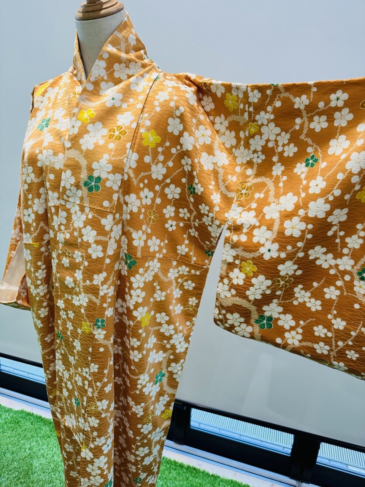 KOMON Chirimen Japanese Antique KIMONO Vintage SILK Dress cardigan authentic