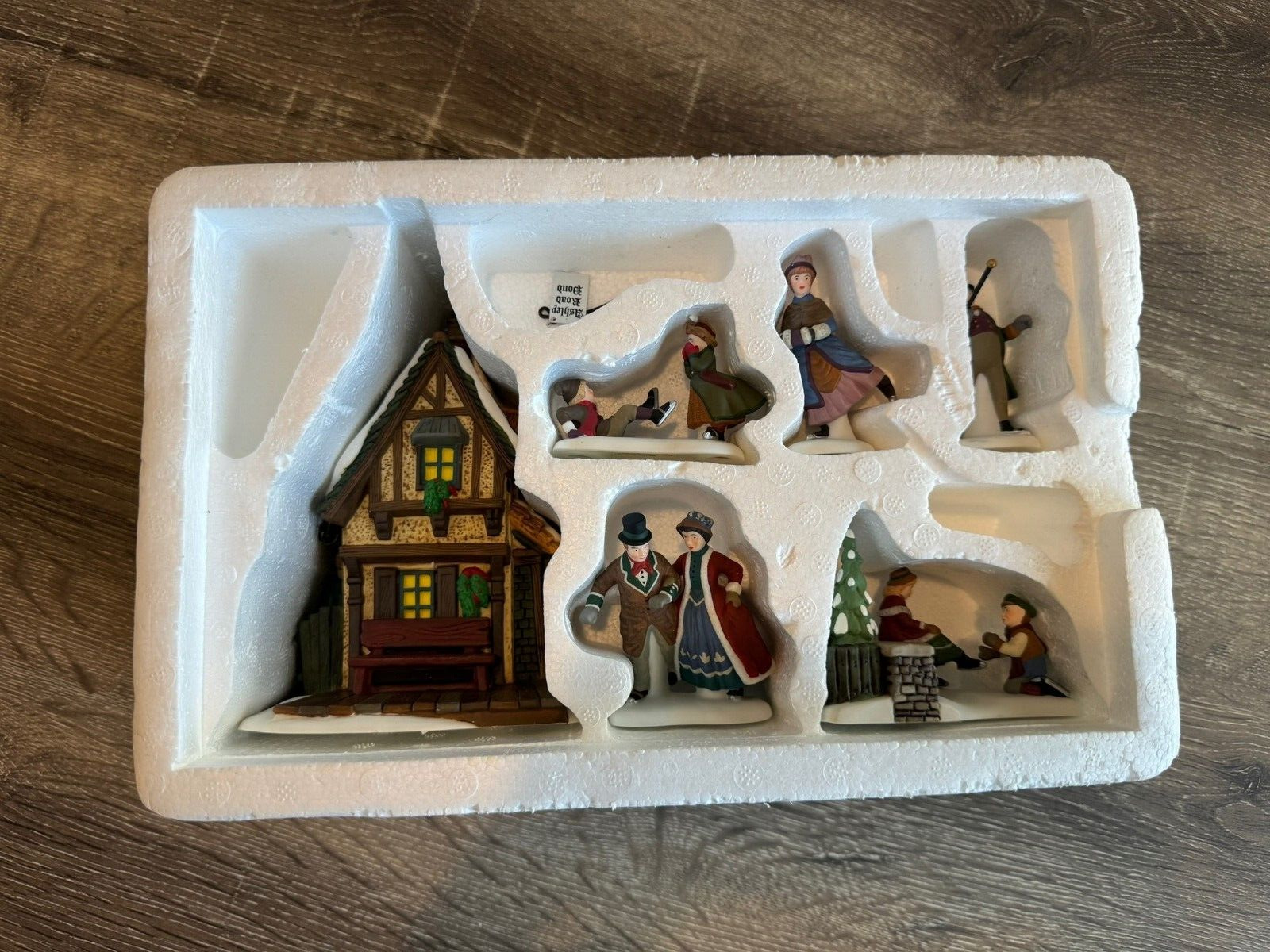 Set of 6, Department 56 Skating Party Christmas Set Village Accessory