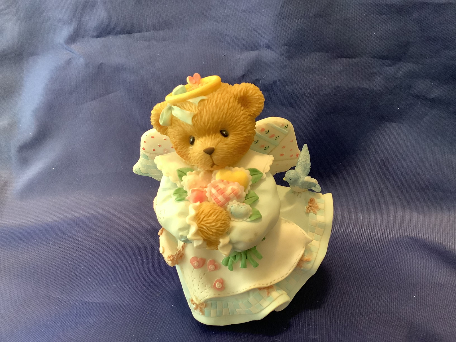 Cherished Teddies Bear exclusive figurine VIC