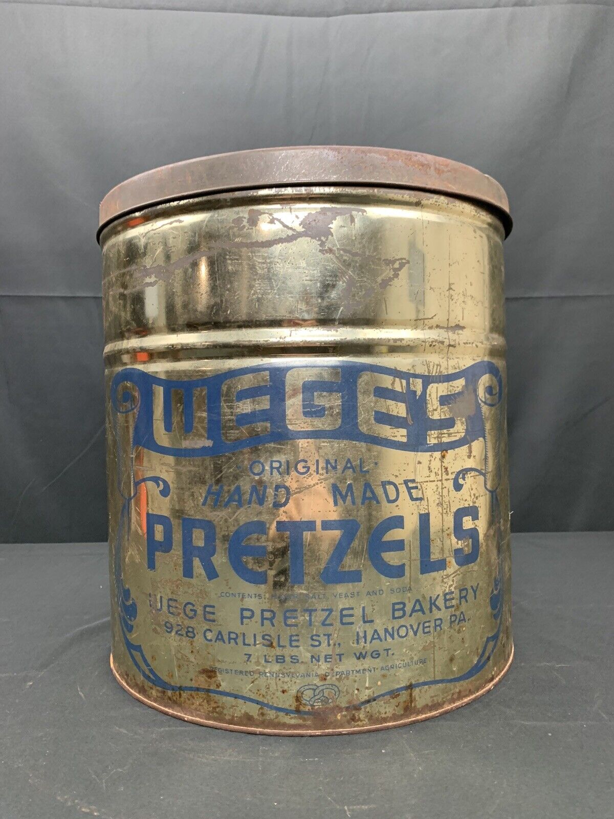 Vintage Wege\'s Hand Made Pretzels 7 LB Large Advertising Tin With Lid Hanover PA