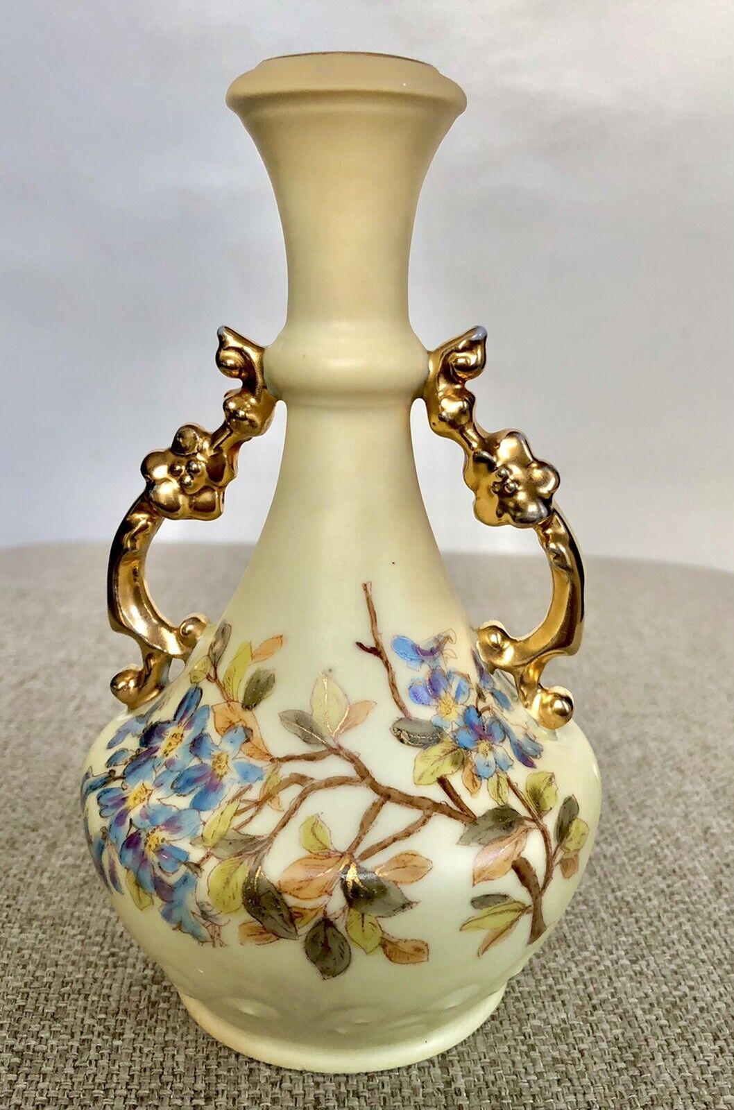 Antique RW Royal Rudolstadt Germany Porcelain Vase Floral 6” Mint Condition