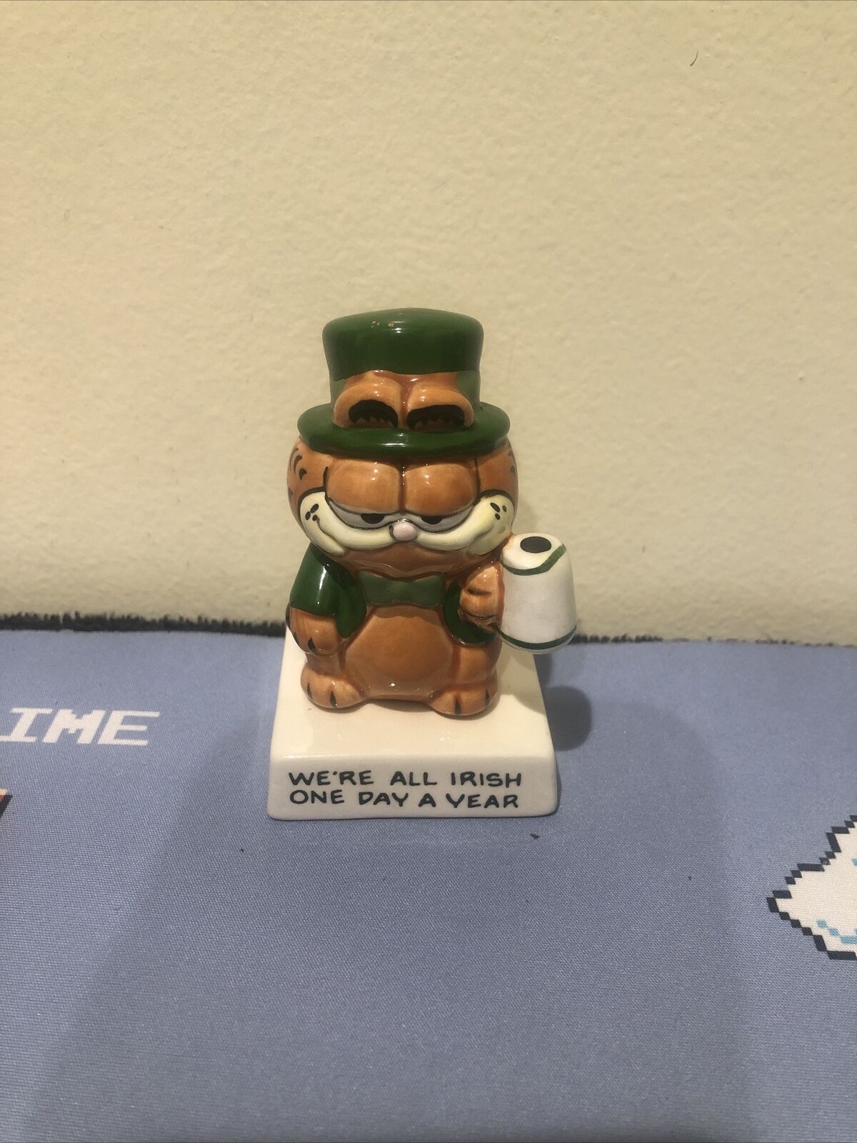 Garfield We're all Irish One Day a Year Ceramic Figurine Enesco 1981