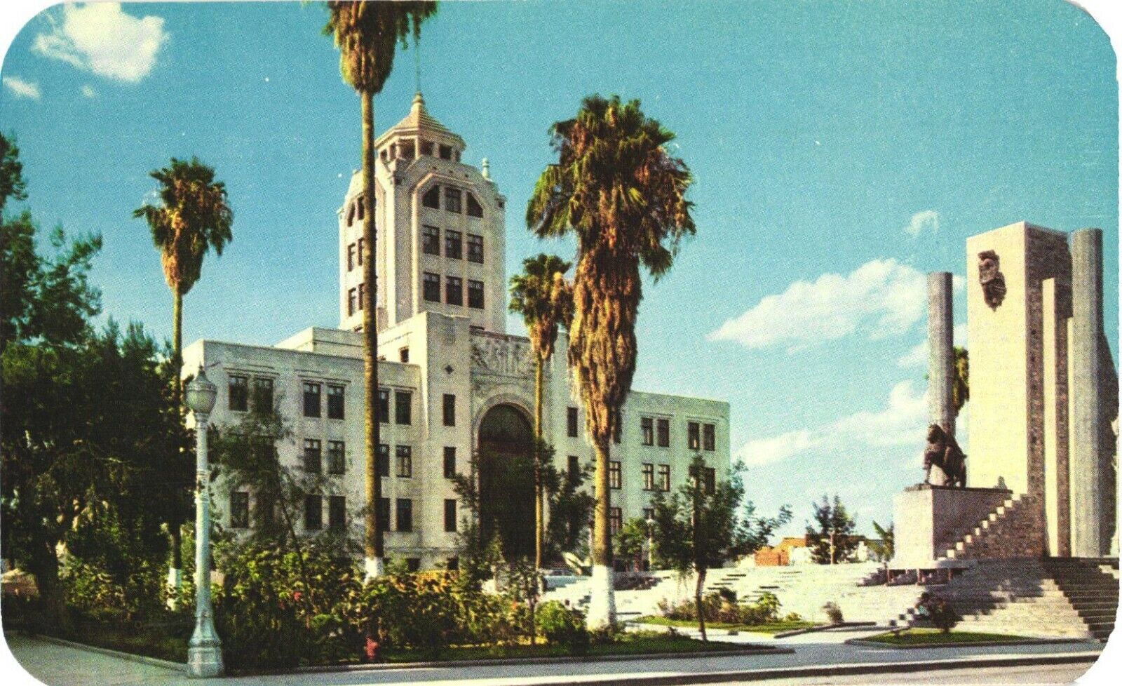 Palm Trees And The Courthouse of Monterrey City, Mexico Postcard