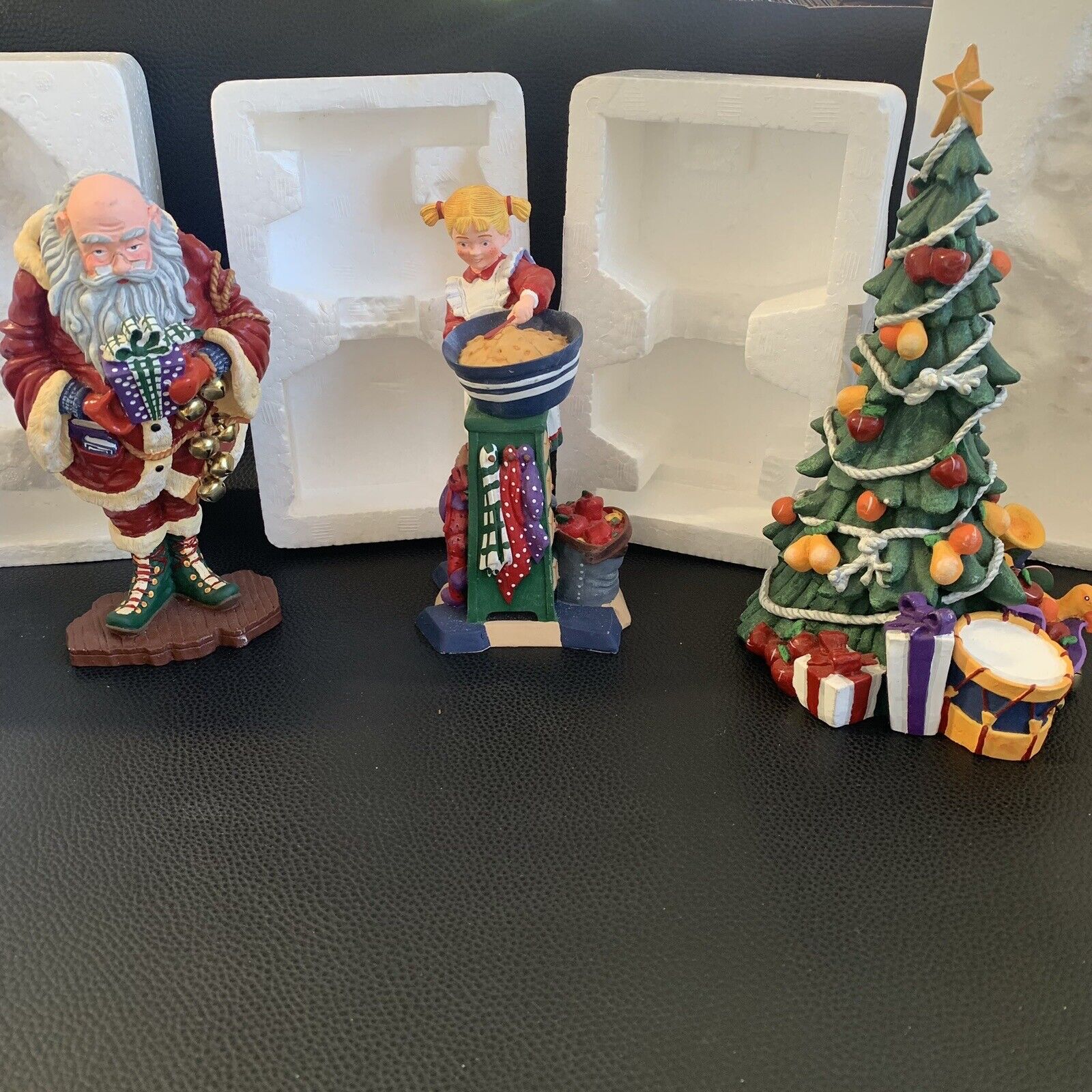 Dept 56 Jolly Old Elf, Madeline Making Cookies And Christmas Tree, Lot Of Three