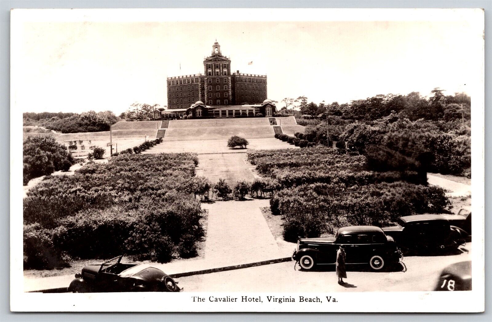Postcard The Cavalier Hotel, Virginia Beach VA c1930\'s autos RPPC V190