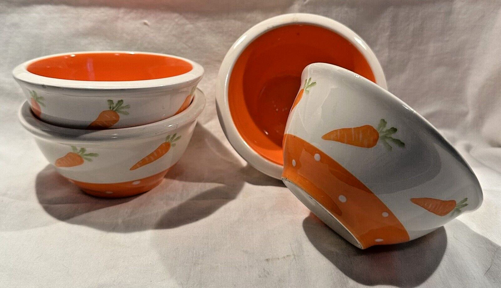 4- Terramoto Ceramic Nesting Bowls Carrots / Polka Dots Easter Orange & Ivory