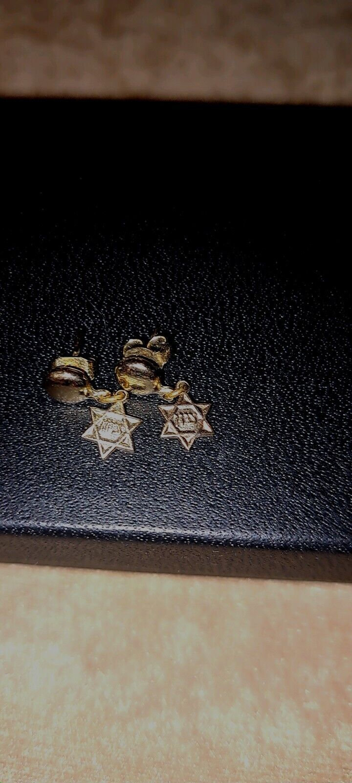 Vintage Gold Toned Star of David Jewish Star Dangling Earrings