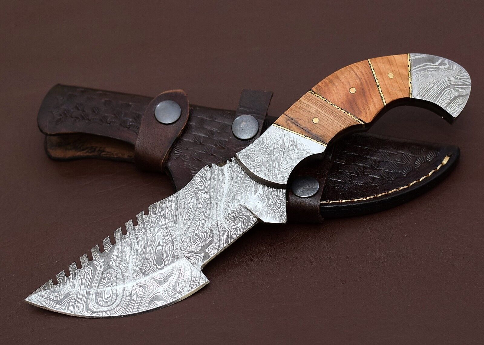 Handmade Damascus Steel Tracker Knife, Walnut Wood Handle, with Leather Sheath