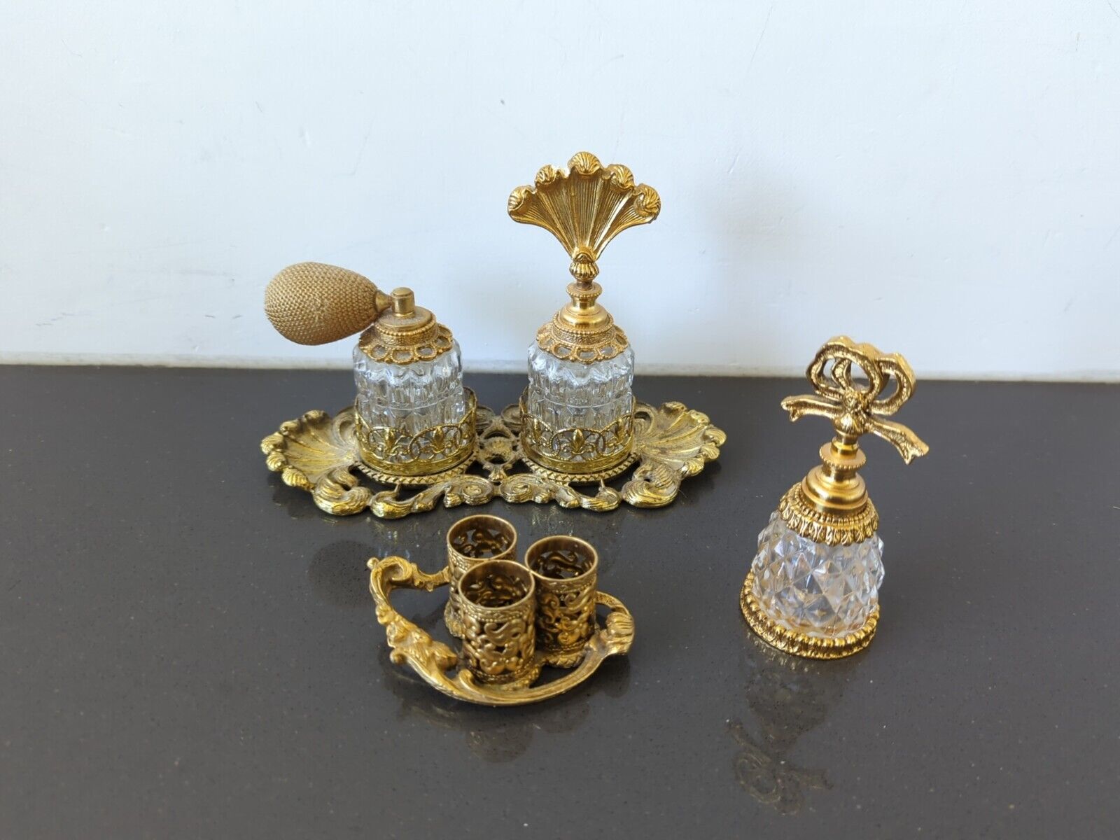 Vintage Gold-Plated Ornate Ormalu Perfume Tray 2 Glass Perfume  Lipstick Set K5
