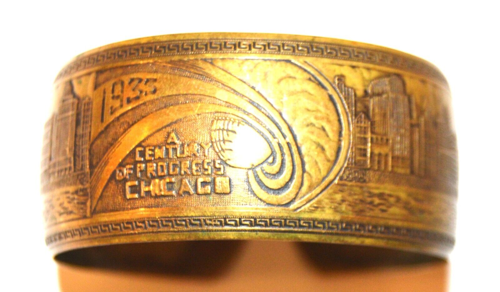 1933 ORIGINAL Vintage CHICAGO WORLDS FAIR ETCHED METAL CUFF BRACELET