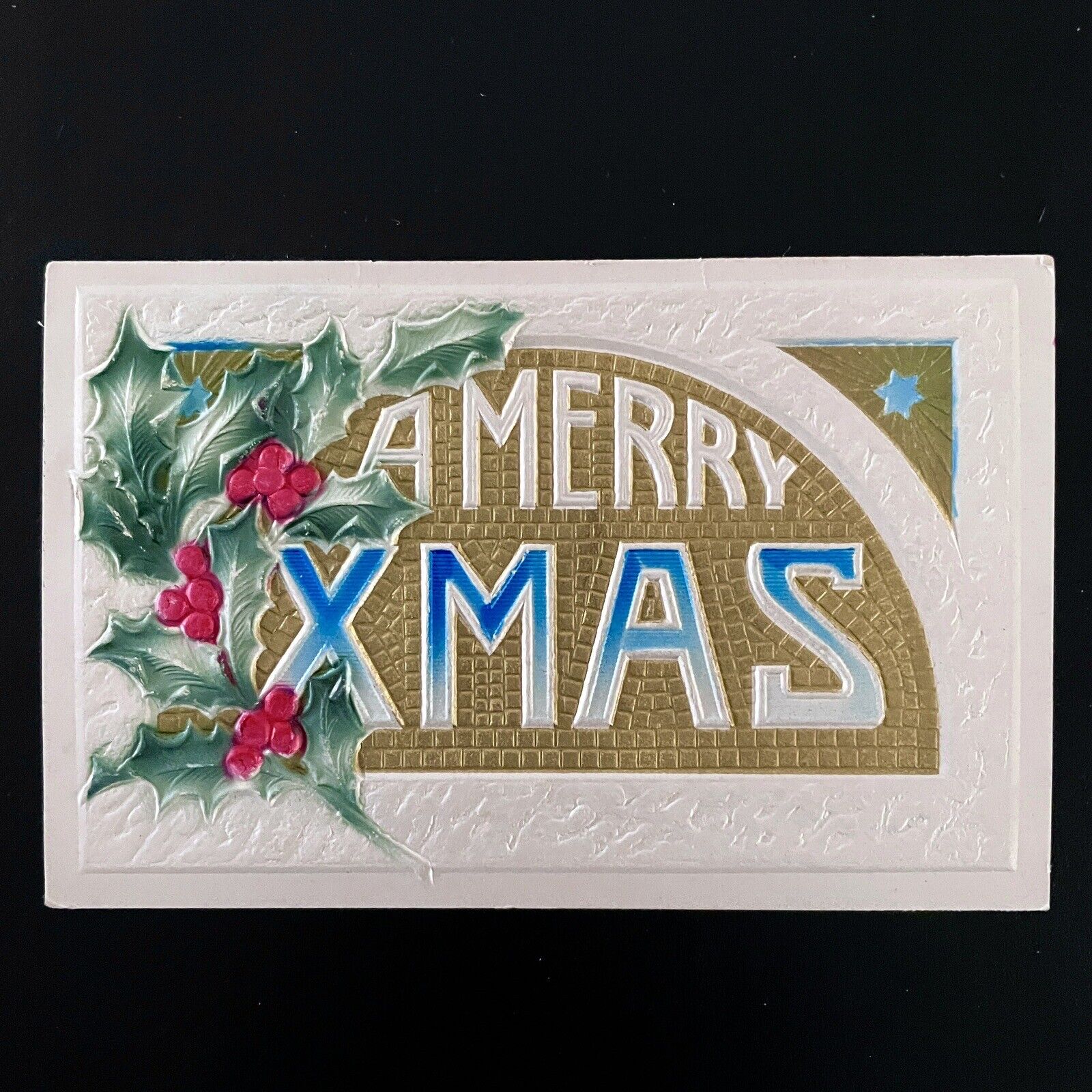 Art Noveau : A Merry XMAS : Stunning Postcard Heavily Embossed & Airbrushed