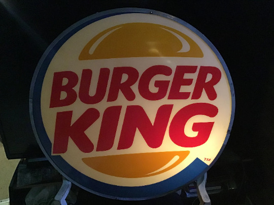 Burger King restaurant light