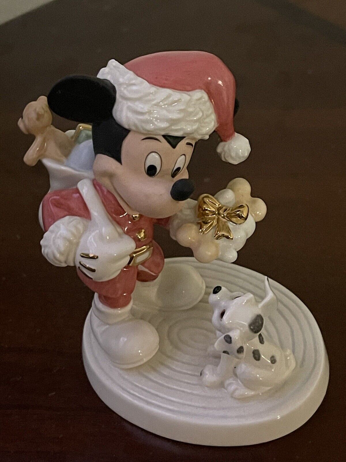 RARE Lenox Disney Mickey’s Christmas Gift For All Seasons Collection Figurine