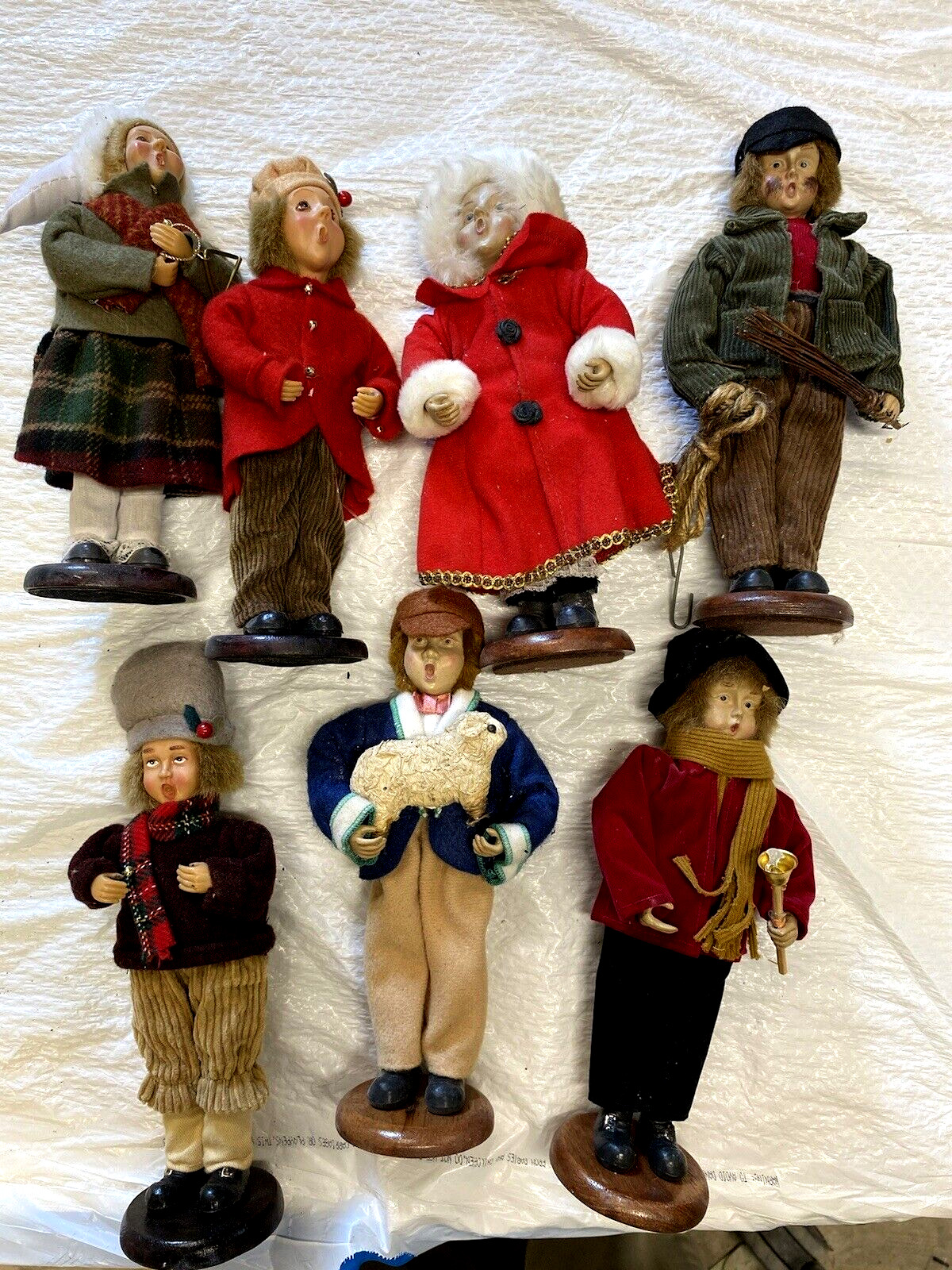 Set of 6 Vintage Christmas Carolers Set Wood Base Holiday Dolls Figures