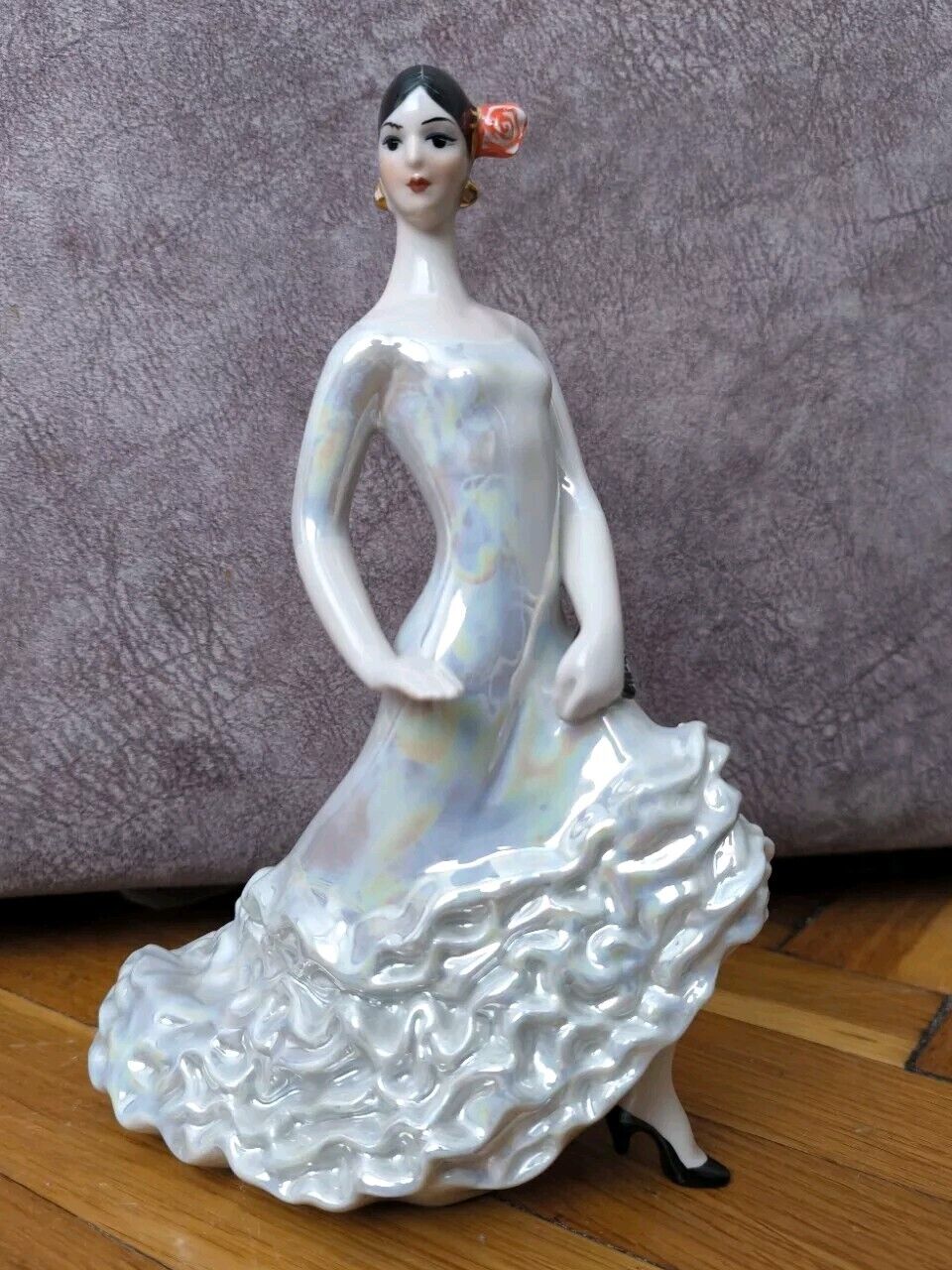 Vintage porcelain figurine CARMEN BALLET GIRL Ukrainian USSR  with a defect.