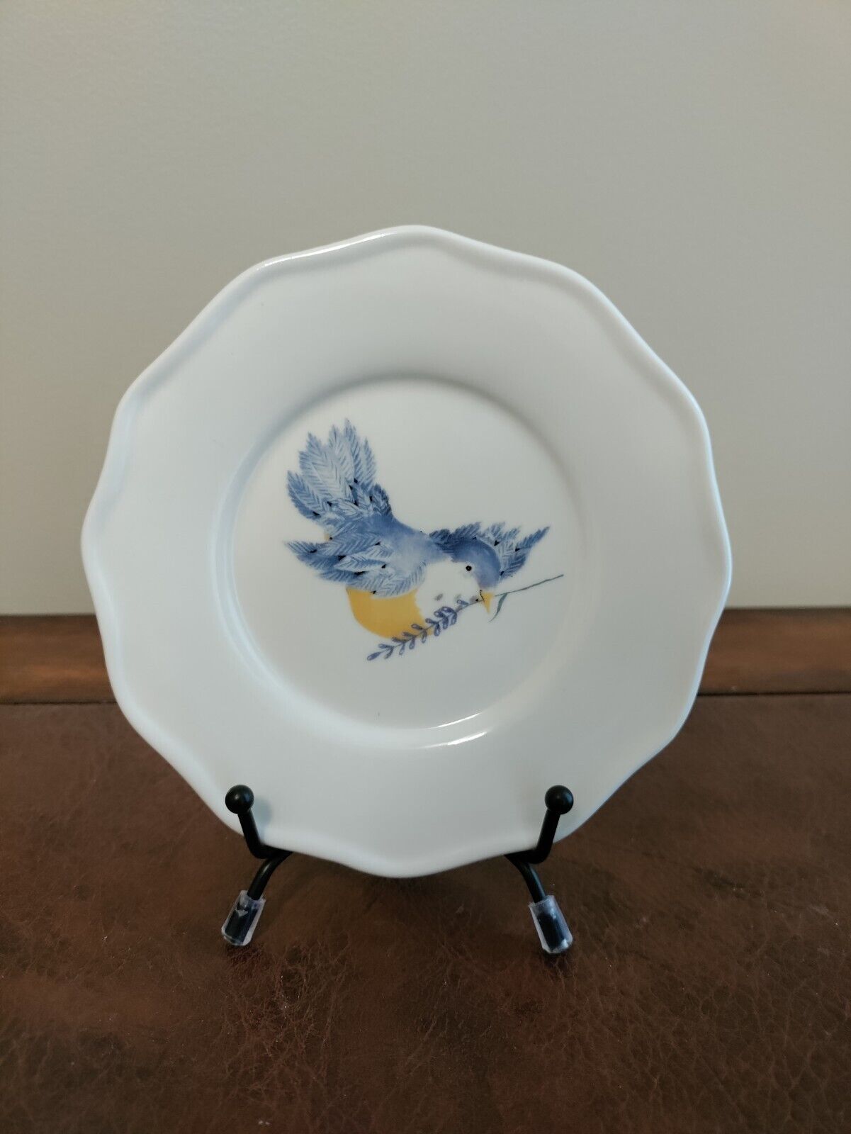 Creative Co-op Mary Lake Thompson Bluebird Plate Trinket 5\