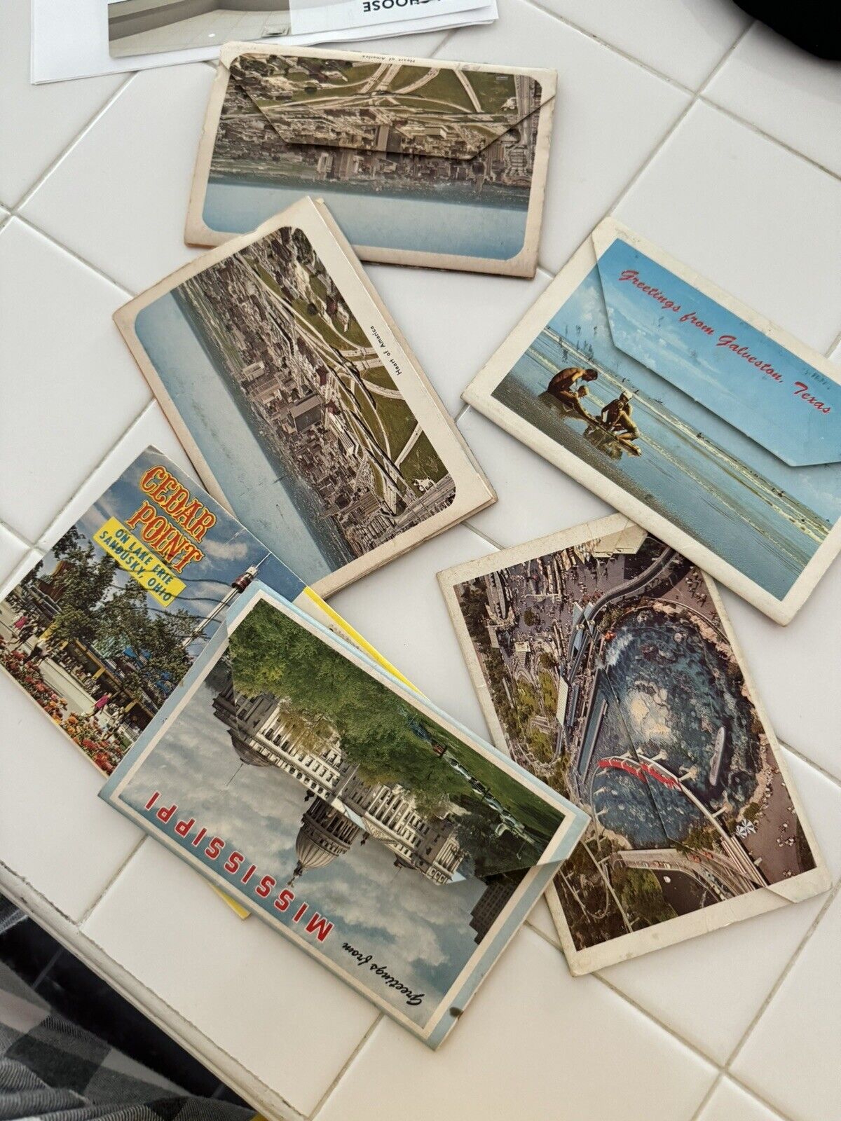 Lot Of 6 Vintage Postcards Disneyland Cedar Point Fold Out Envelope Photos