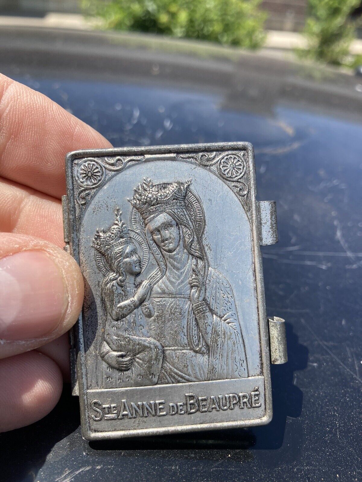 Silverplate St ANNE de Beaupre Compact / Notepad  C1930 Pocket Shrine