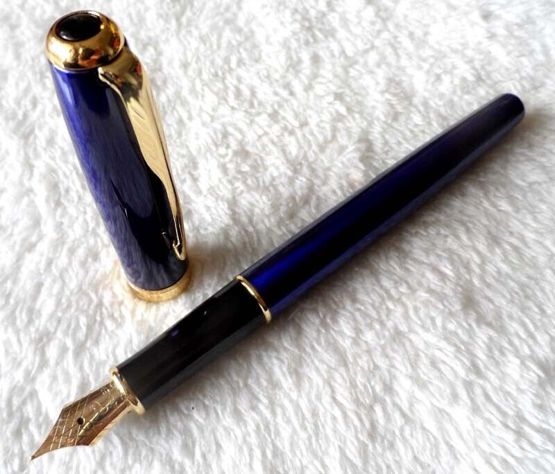 Excellent Blue Parker Sonnet Series 0.5 mm Fine (F) Nib Fountain Pens No Box