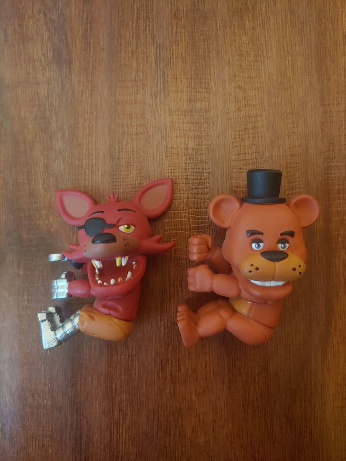 Lot of 2 2016 NECA Five Nights at Freddy\'s Freddy & Foxy Headphone Scalers