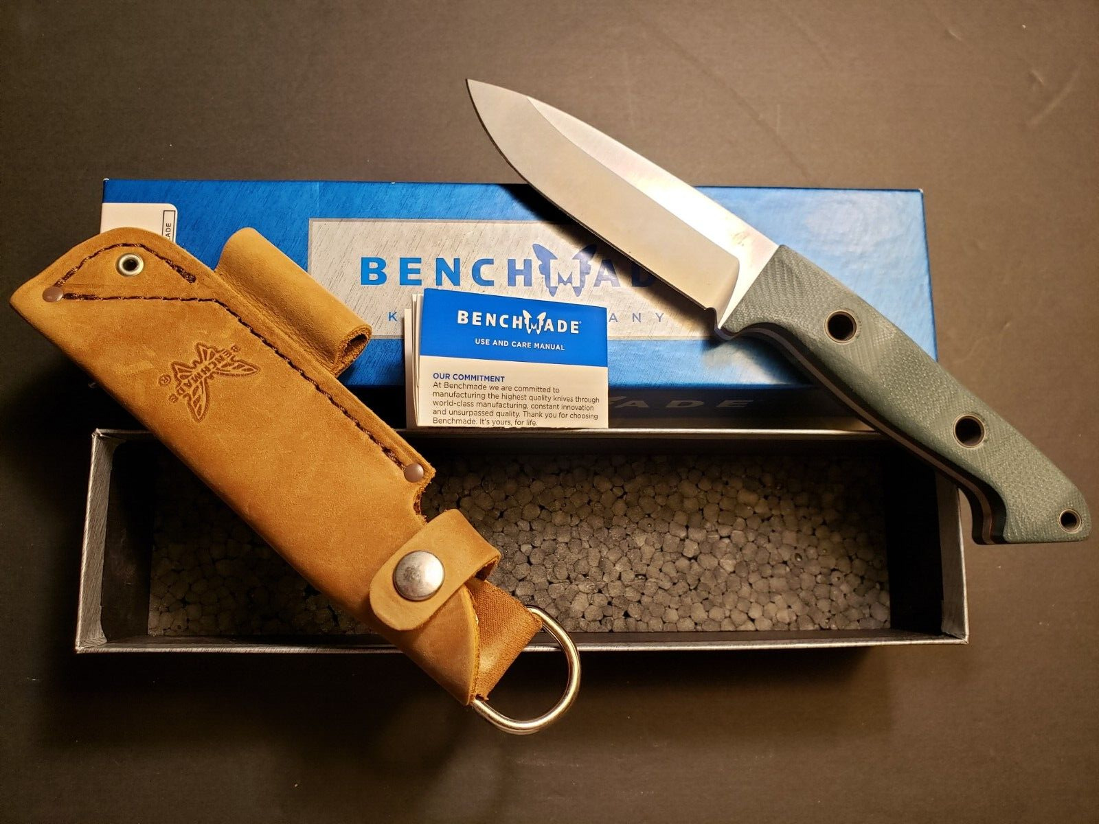 Benchmade 162 BUSHCRAFTER CPM-S30V Fixed Blade Knife W/Leather Sheath & Box, New