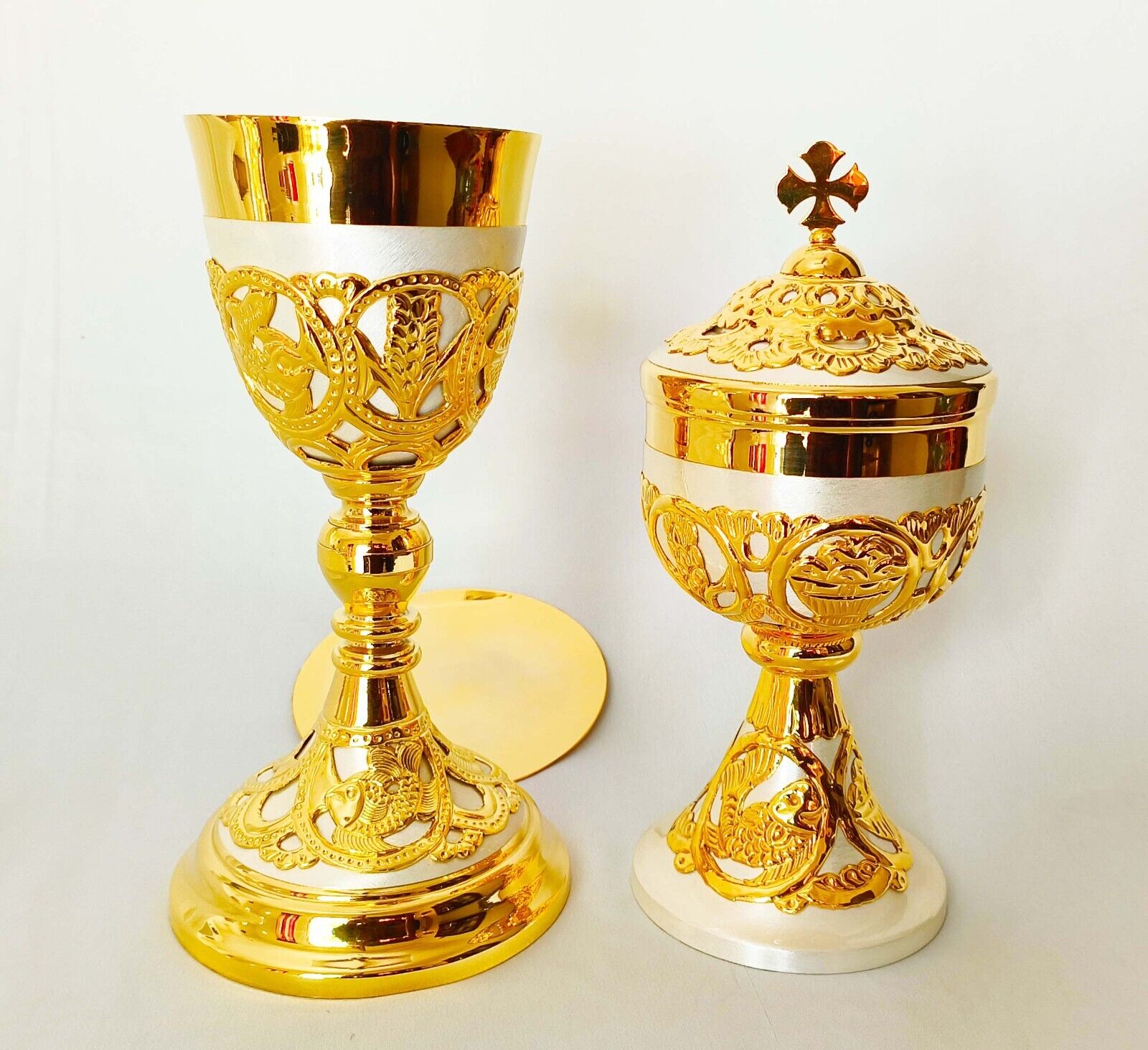 Chalice paten & Ciborium Set Brass Gold plated Holy Communion Church Gift USQA19