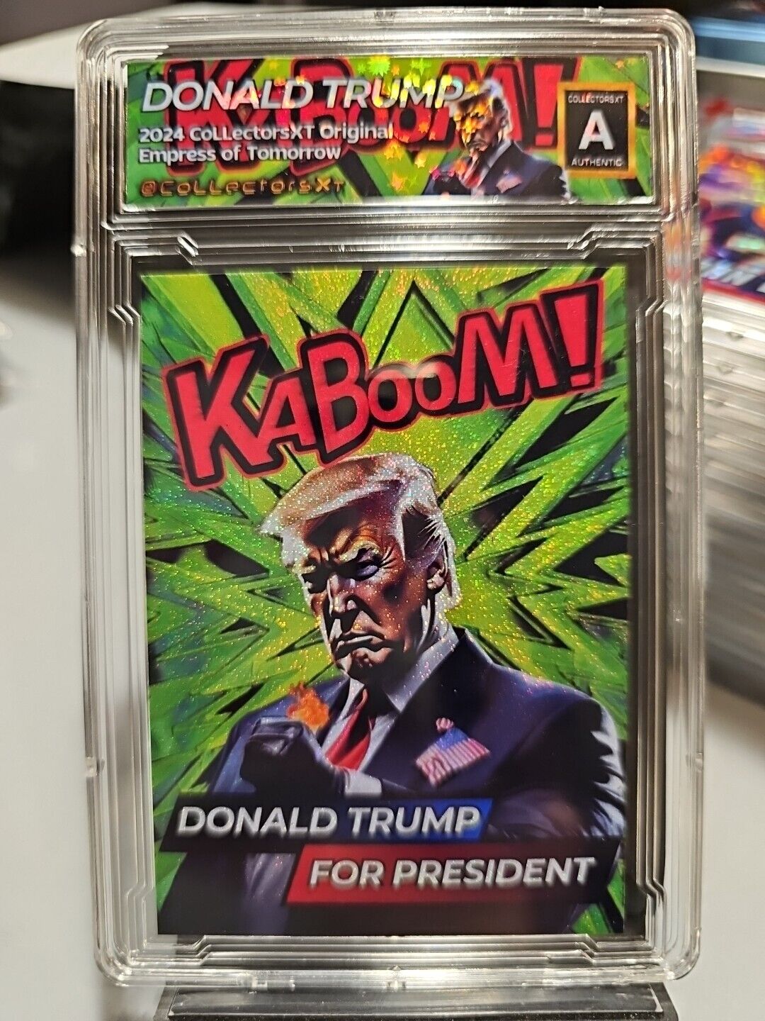 President Donald J. Trump Kaboom Green  Atomic Refractor Card