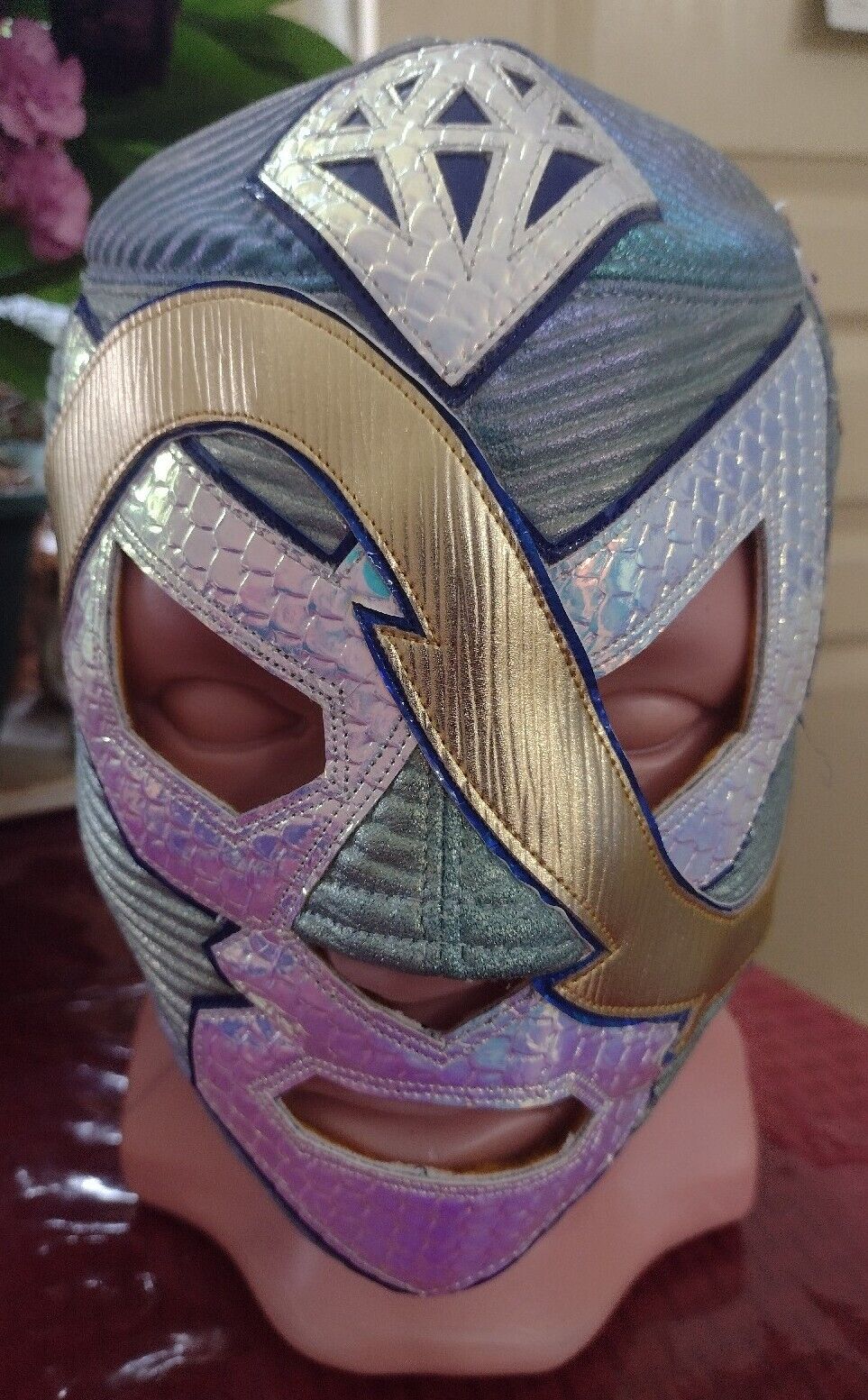 Diamante Azul CMLL, AAA. Professional Mexican Mask in Green, silver and Gold