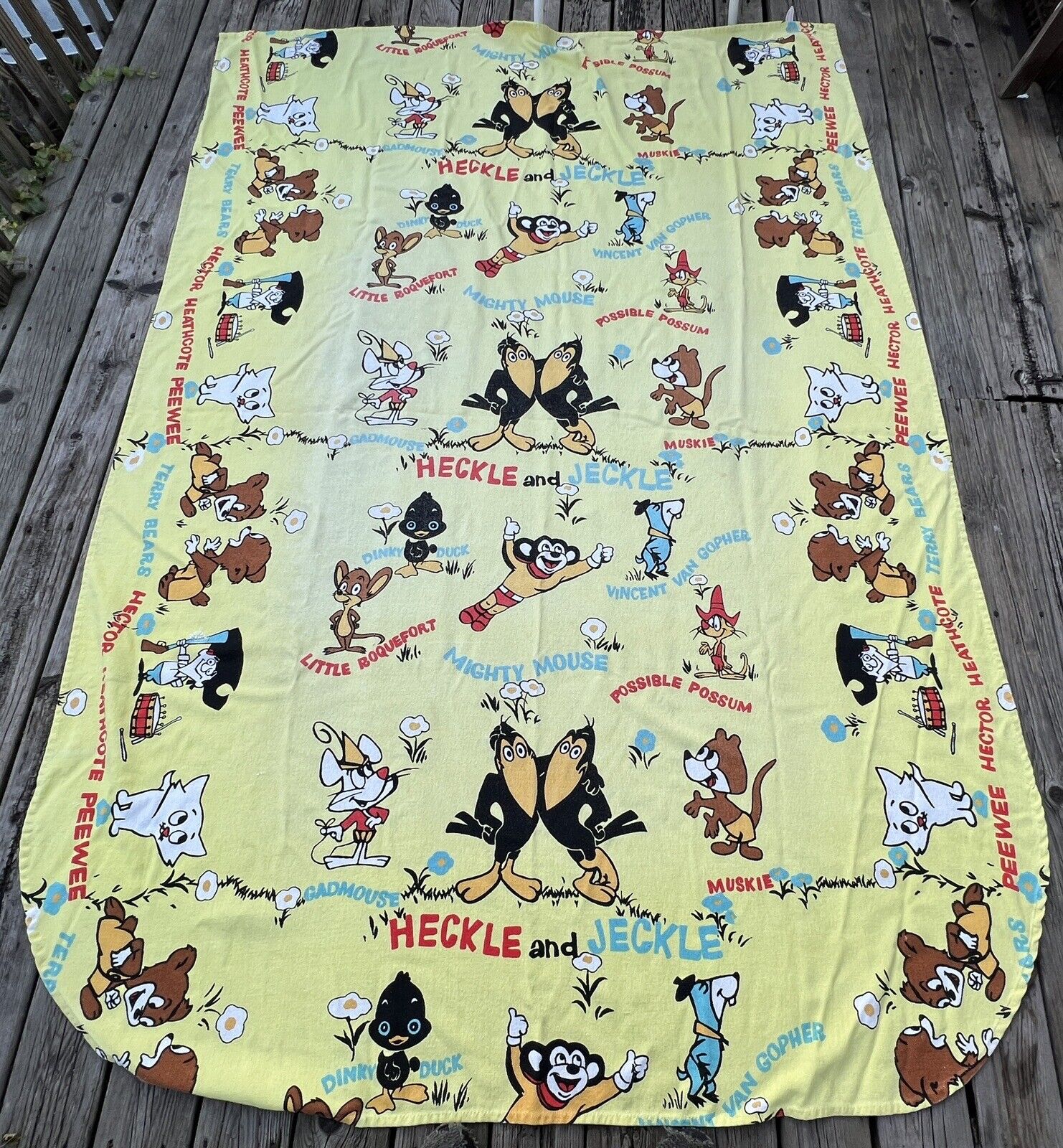 Vtg Terrytoons Mighty Mouse Heckle Jeckle Cartoons Bedspread Full/Queen Yellow